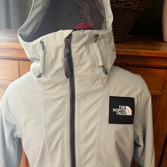 The North Face Women's Tanager Anorak Ski Jacket - Picture 3 of 11